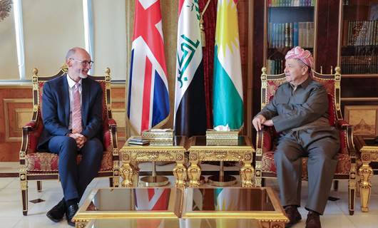 الرئيس مسعود بارزاني والسفير البريطاني في العراق