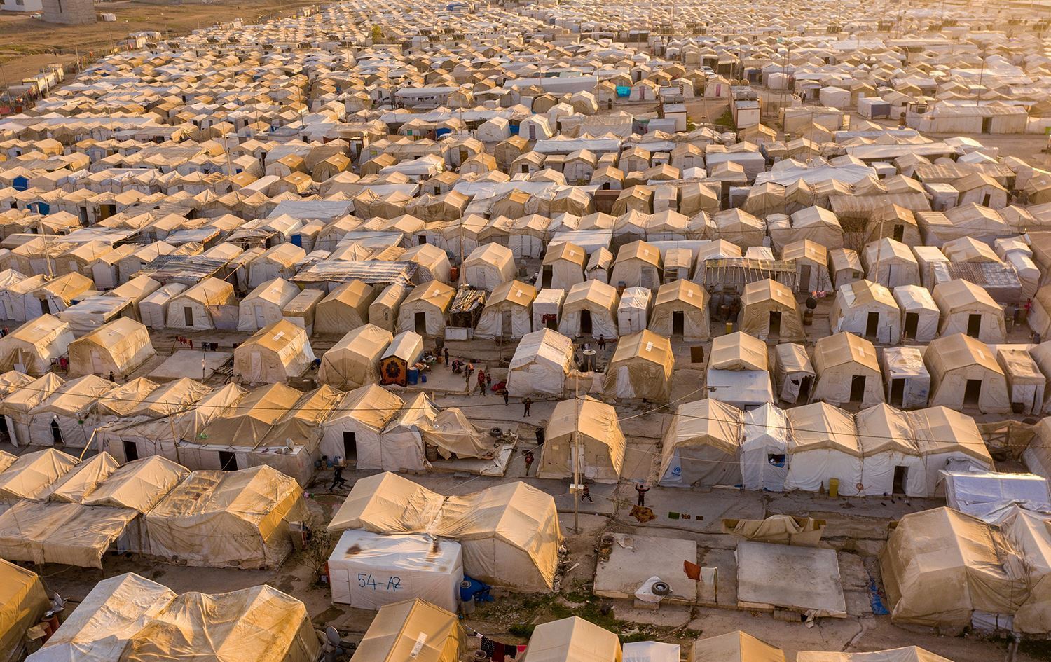 دادگەی فیدراڵی سکاڵای وەزیری کۆچ و کۆچبەرانی تایبەت بە کەمپی ئاوارەکان لە هەرێمی کوردستان دواخست