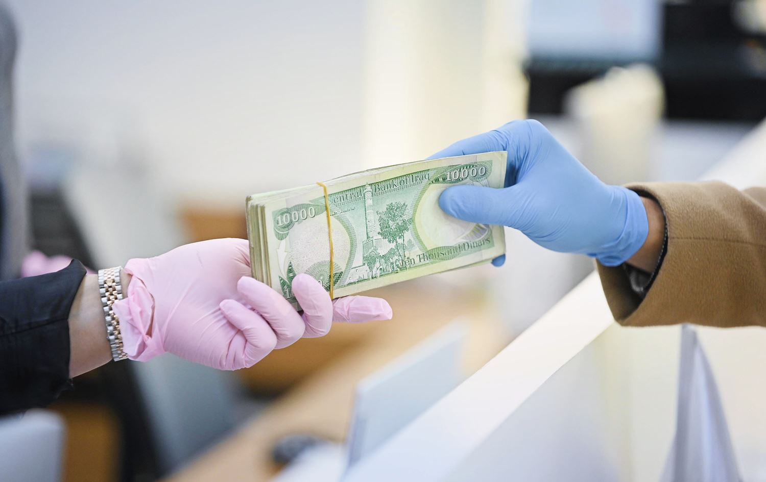 مستشار السوداني لرووداو: الرواتب مؤمنة والكتلة النقدية تتراوح بين 100 - 110 تريليون دينار