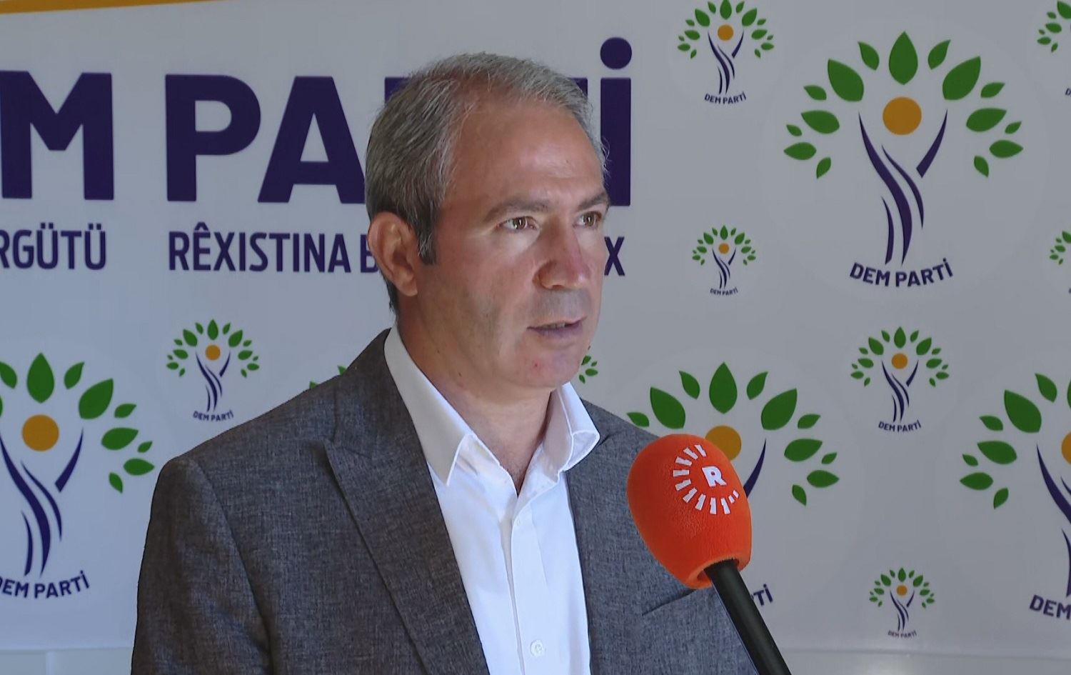 Parlamenterê DEM Partiyê yê Şirnexê Mehmet Zekî Îrmez ji Rûdawê re axivî / Wêne û Vîdeo: Rûdaw