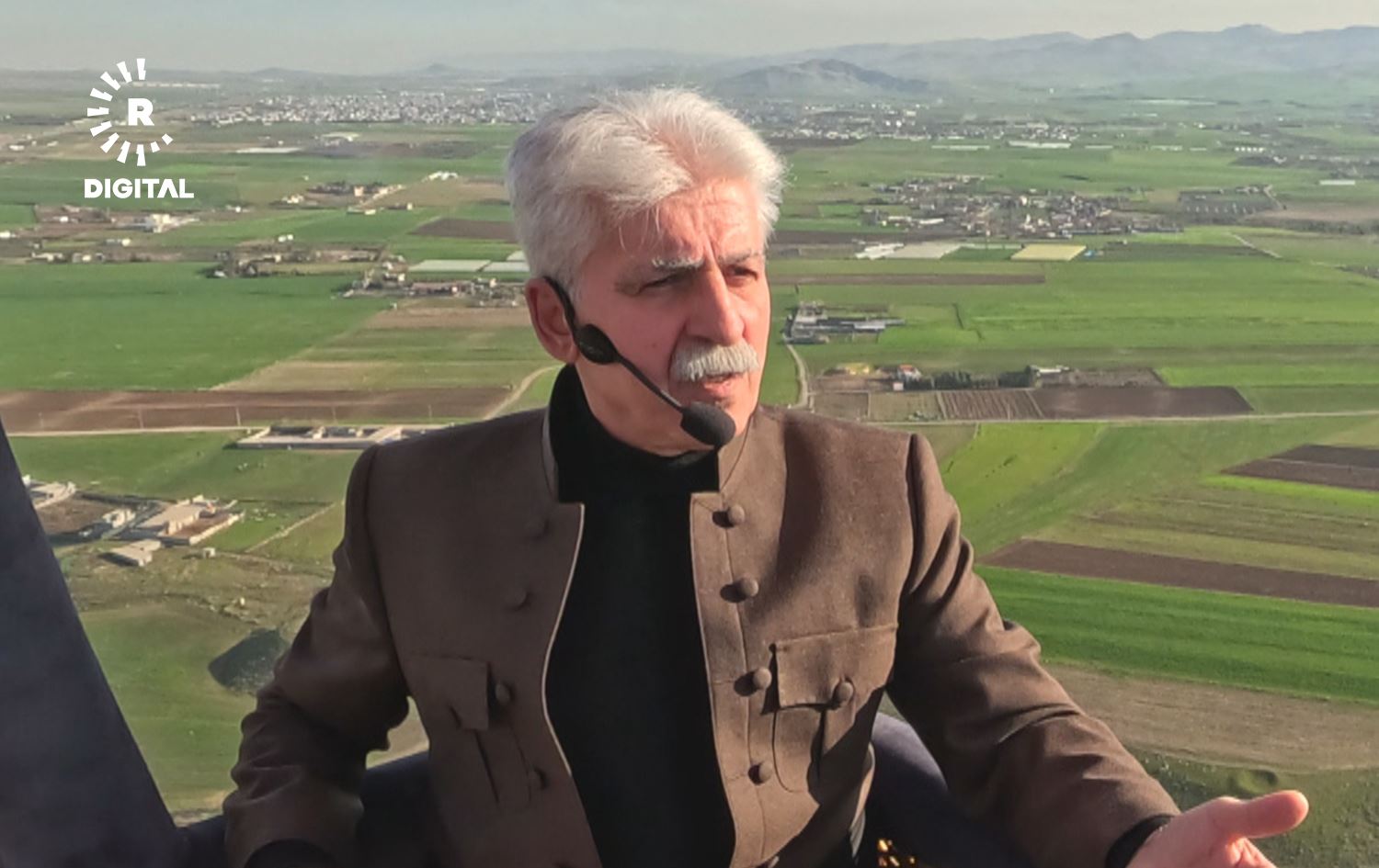 ناسر رەزازی: ئاواتی لەمێژینەم ئەوەیە کورد ببێتە خاوەن چارەنووسی خۆی