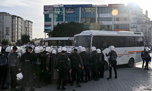 İstanbul Esenyurt'ta polis müdahalede bulunmuştu. / AA