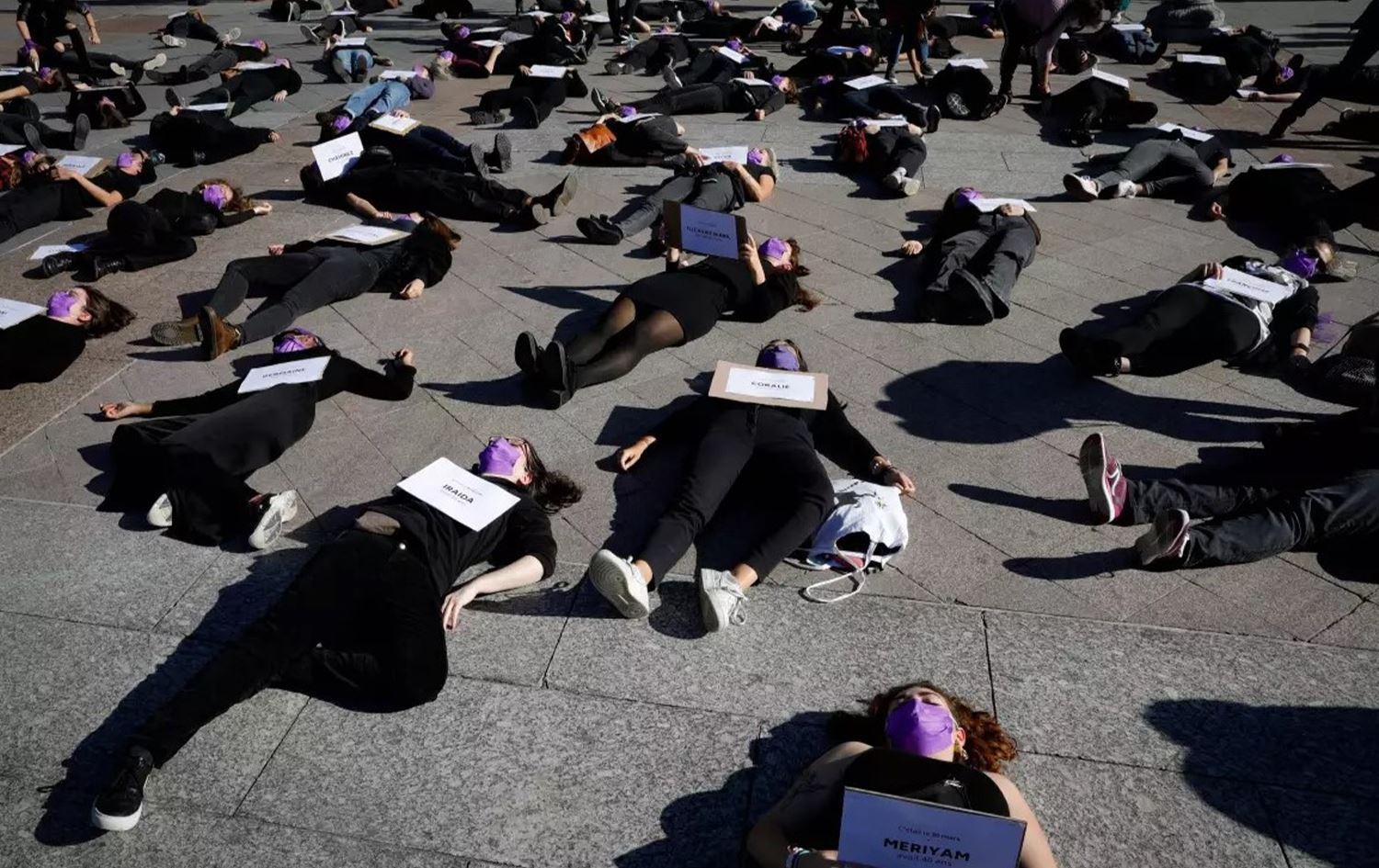 Rapor: Di mehekê de 25 jin hatin kuştin