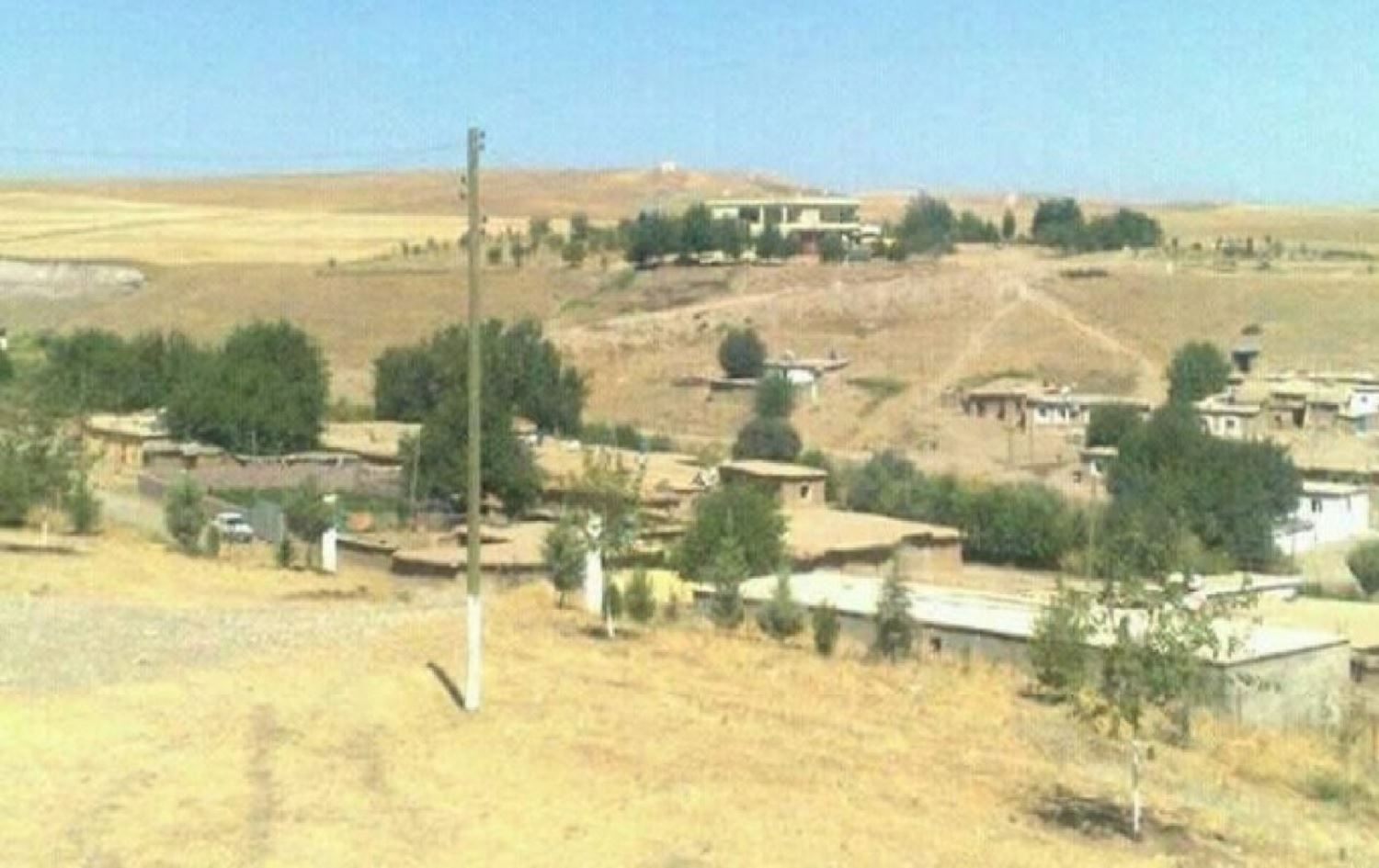 Li Amedê bi rojan e elektrîka du gundan nîne / Wêne: Amidahaber