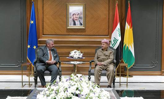 اجتماع الرئيس بارزاني وسفير الاتحاد الأوروبي لدى العراق
