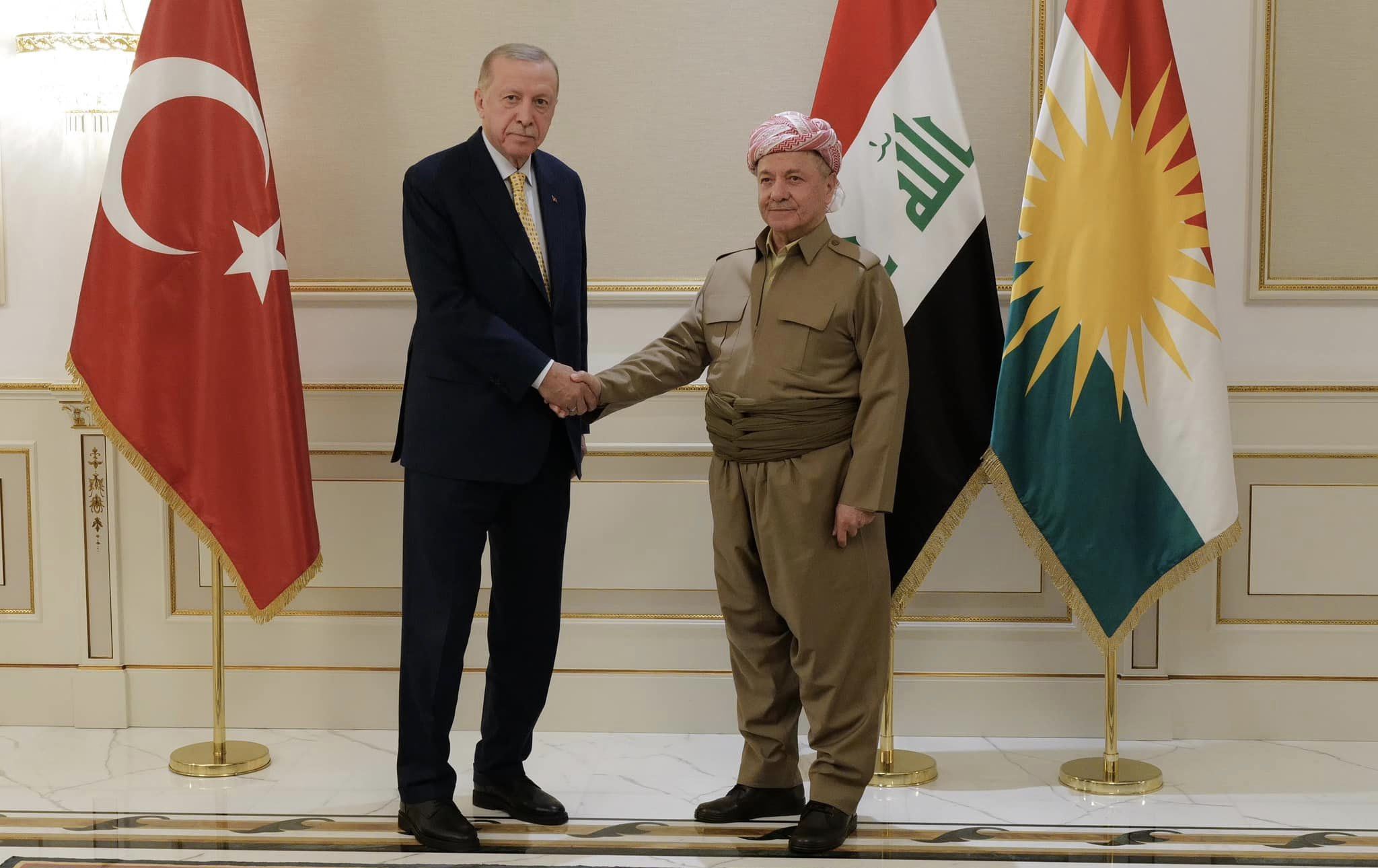 سەرۆک بارزانی لە هەولێر پێشوازی لە رەجەب تەیب ئەردۆغان، سەرۆککۆماری تورکیا دەکات.