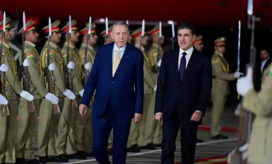 استقبال رئيس اقليم كوردستان نيجيرفان بارزاني للرئيس التركي رجب طيب اردوغان في مطار أربيل الدولي