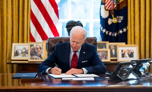 ABD Başkanı Biden, 95 milyar dolarlık Ukrayna-İsrail yardım paketini imzaladı