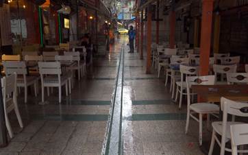 An empty restaurant in Istanbul on 21 April, 2024. Photo: Screengrab/Rudaw