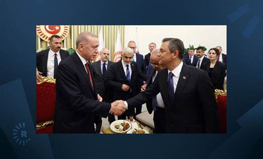 Erdoğan ve Özel bir arada