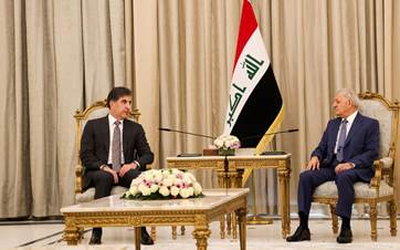 Kürdistan Bölgesi Başkanı Neçirvan Barzani, Bağdat ziyaretinin ikinci gününde Irak Cumhurbaşkanı Latif Reşid ile Selam Sarayı’nda bir araya geldi