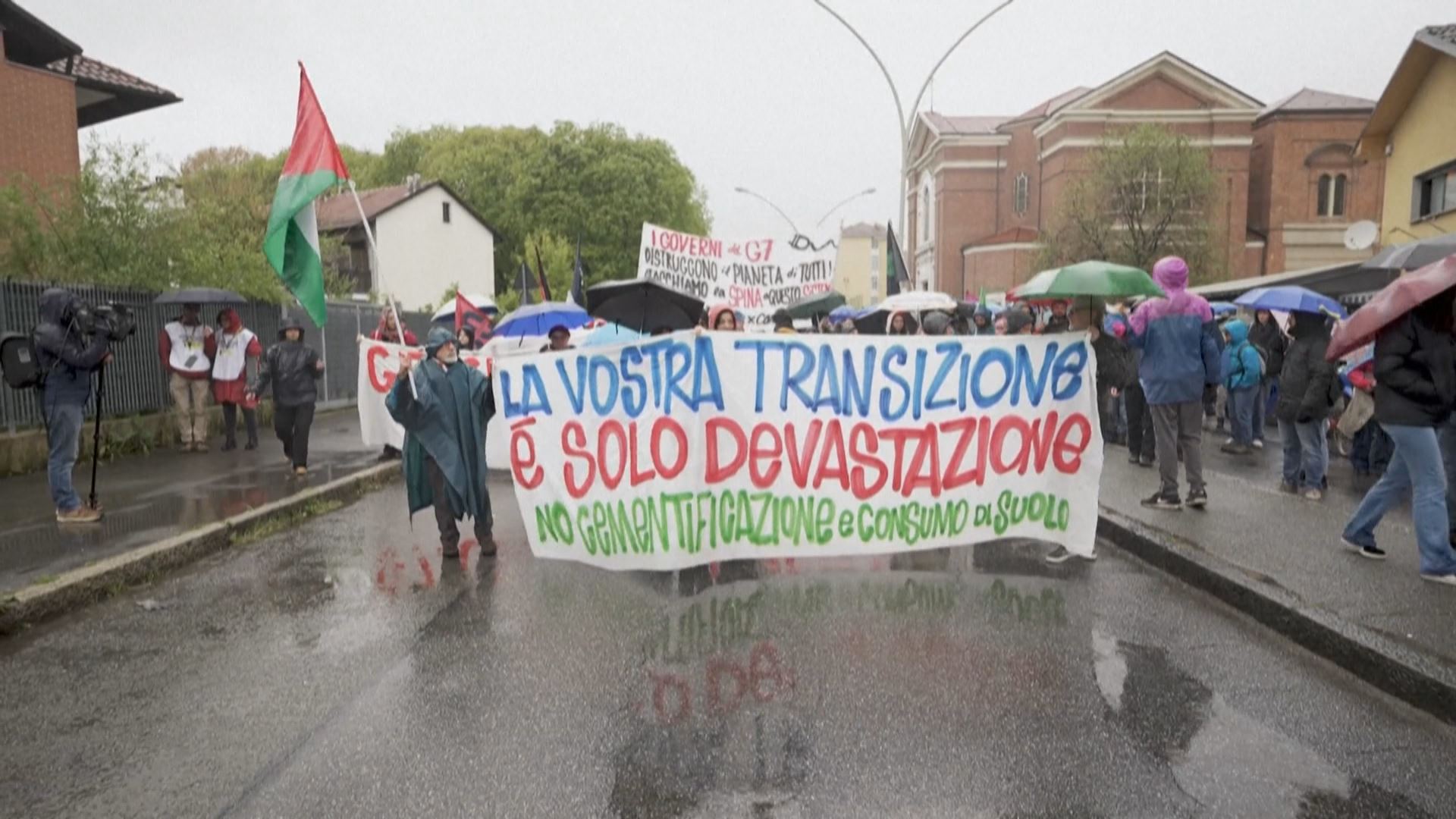 گرووپی 7 بڕیاریدا تاوەکو 10 ساڵی دیکە دەستبەرداری بەکارهێنانی خەڵووز بێت