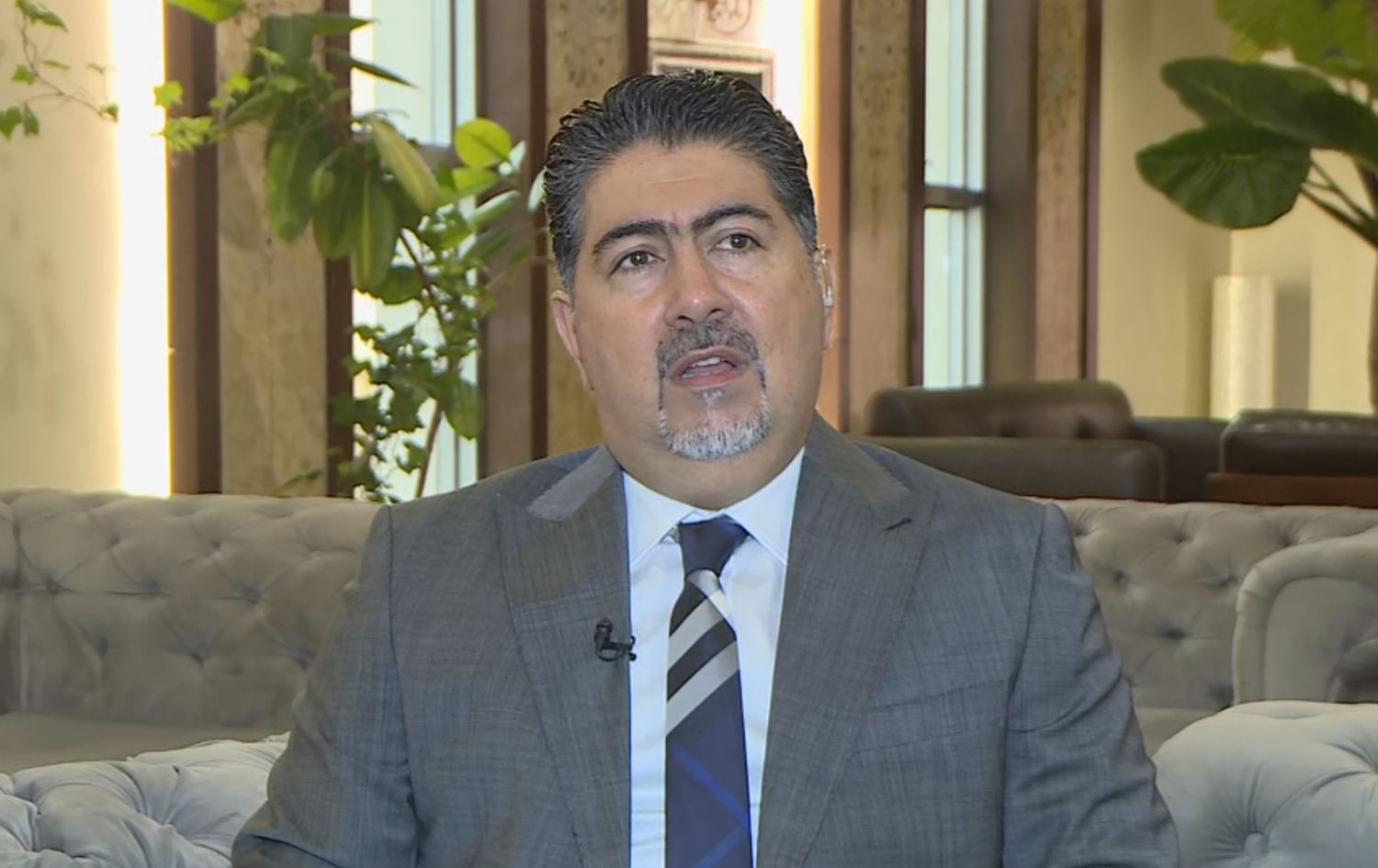 سەرۆکی دەرمانسازان: هەشت هەزار شوێنی نافەرمی دەرمان دەدەنە خەڵک