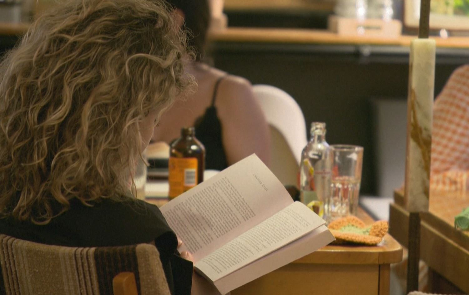 لە کافتریایەکی هۆڵەندا رێگەنادرێت میوانان بە مۆبایلەوە بچنەژوورەوە