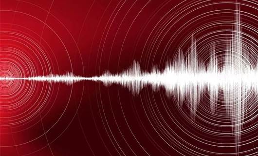 Van'da deprem: Çevre illerden hissedildi