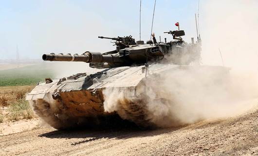 دبابة إسرائيلية على حدود غزة - AFP