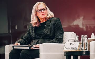 السفيرة الأميركية لدى العراق ألينا رومانوسكي