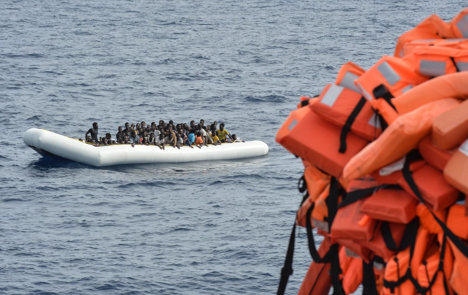 پۆلیسی مۆڵدۆڤا و رۆمانیا گرووپێکی قاچاخچیی کۆچبەران دەستگیر دەکەن