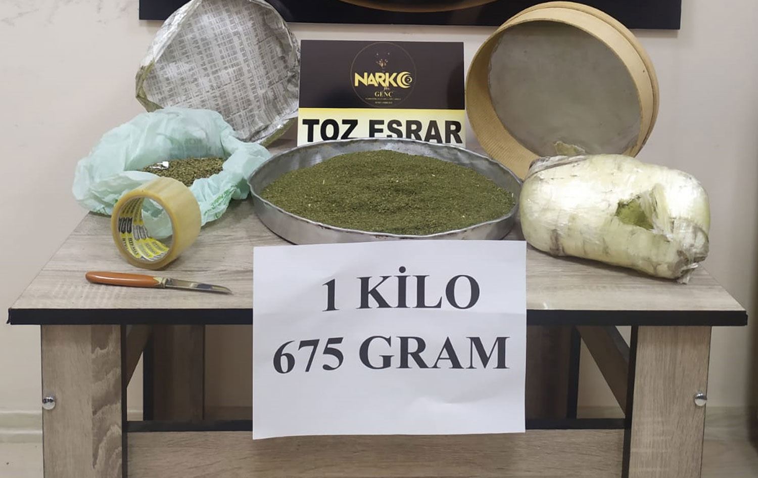 Li Çewlîgê 1675 gram esrar hat girtin / Wêne: AA