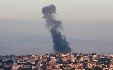 قصف إسرائيلي على جنوب لبنان - AFP