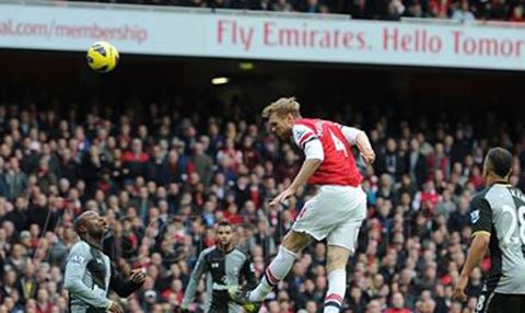 هه‌موو یاریزانانى ئارسناڵ نان حه‌رامن