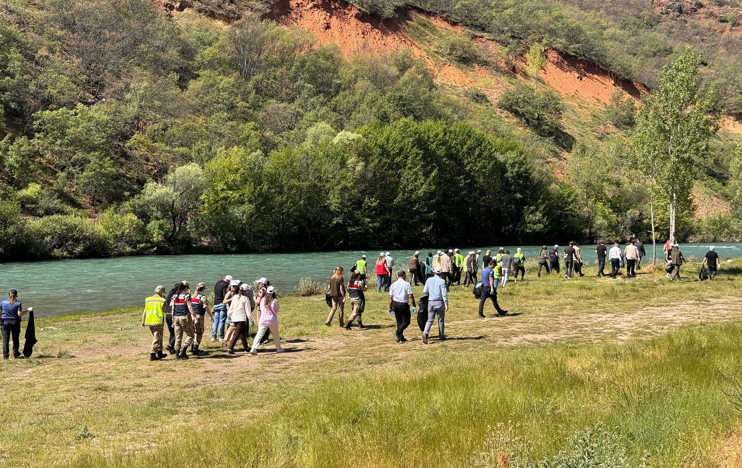 Jîngeha Parka Neteweyî ya Munzurê hat paqijkirin / Wêne: AA