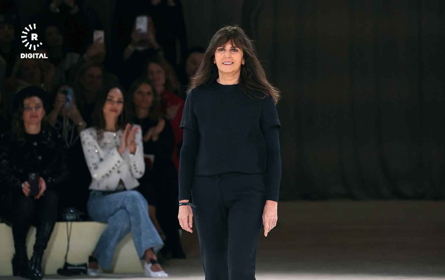 ڤێرجینی ڤیارد دوای دوو دەیە ماڵئاوایی لە شانێڵ دەکات