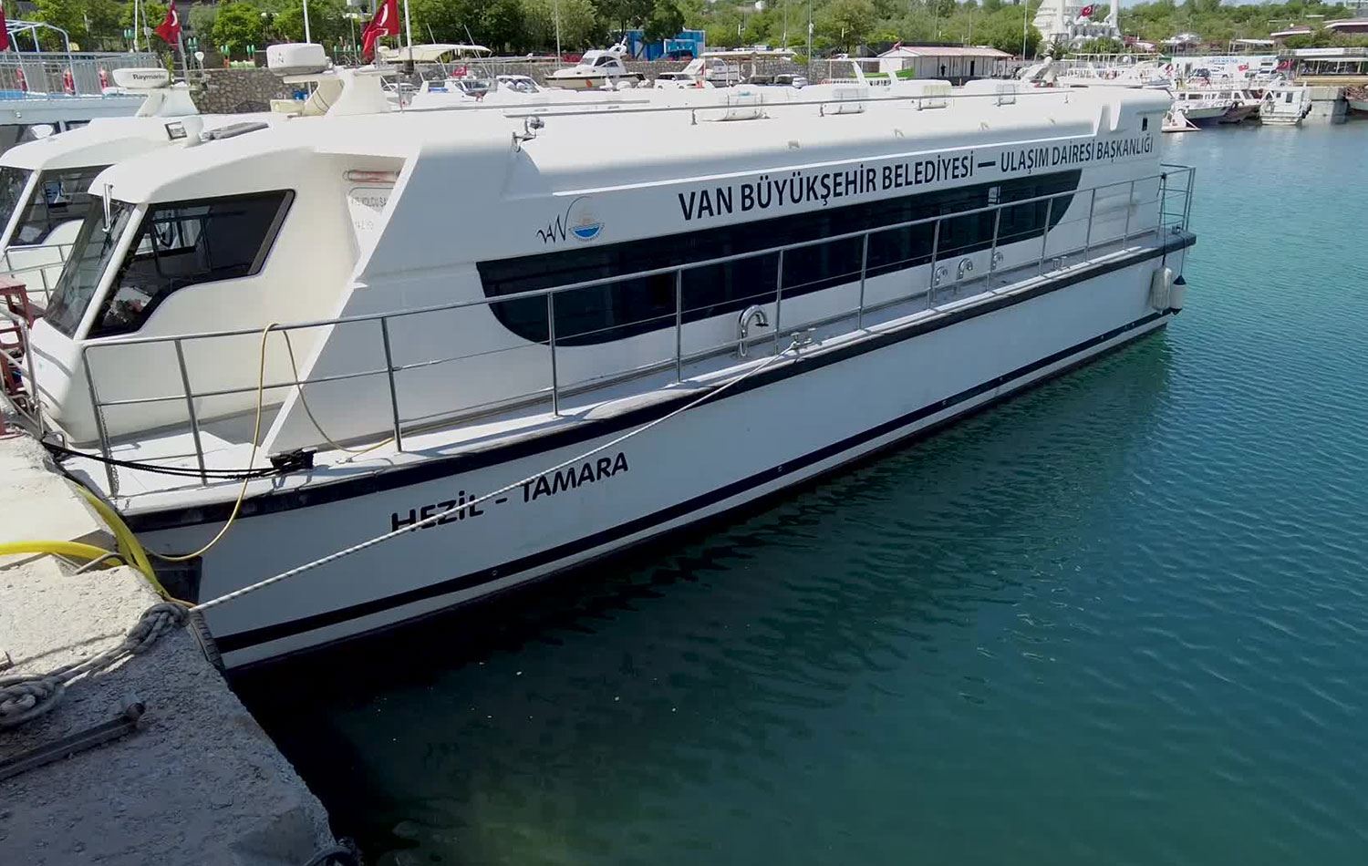 Van’da 4 yıl aradan sonra deniz otobüsleri yeniden sefere başladı. / ANKA