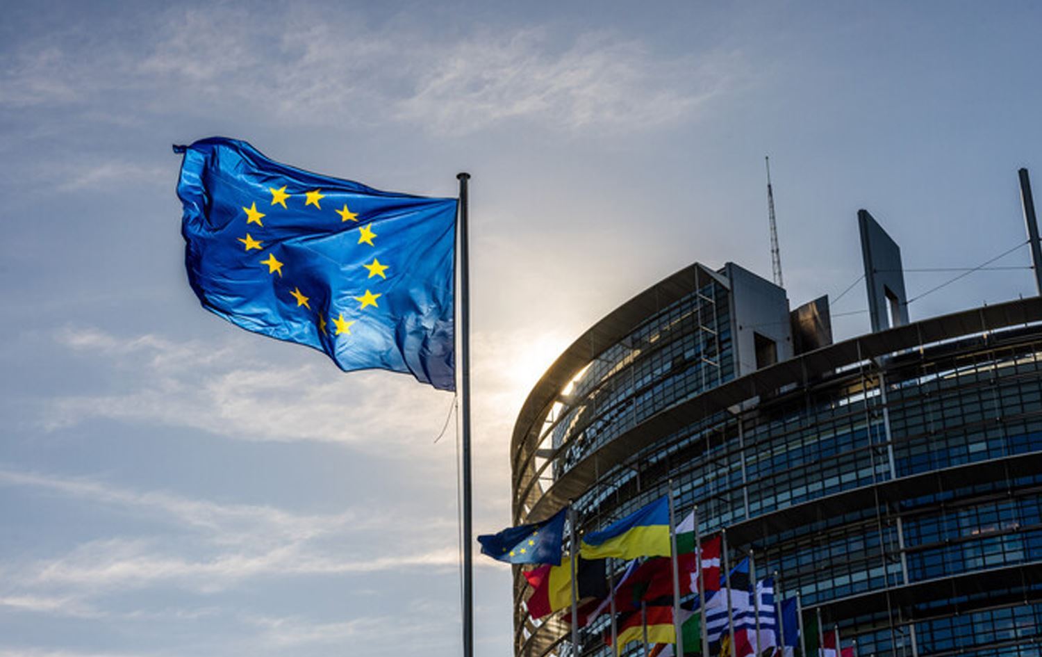 هەڵبژاردنی پەرلەمانی ئەورووپا کۆتاییهات؛ دەنگی پارتە راستڕۆکان زیادیکرد