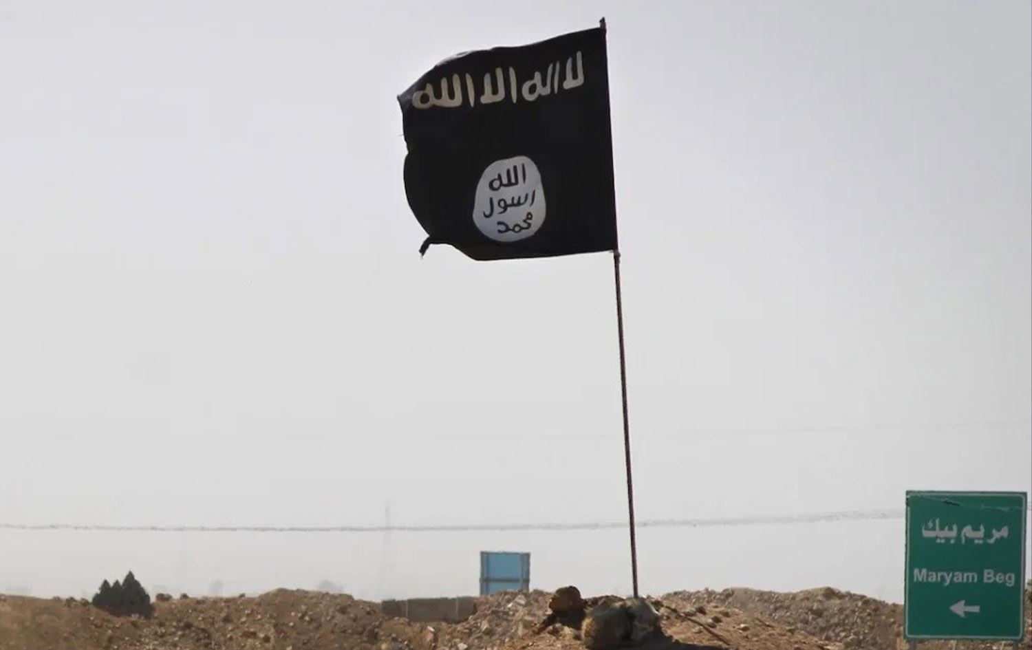 ISIS kills three regime soldiers in Syria: Monitor