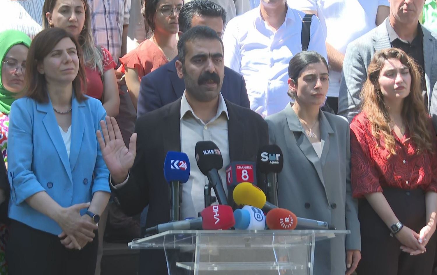 Hevserokê Şaredariya Bajarê Mezin a Amedê Dogan Hatun daxuyanî da