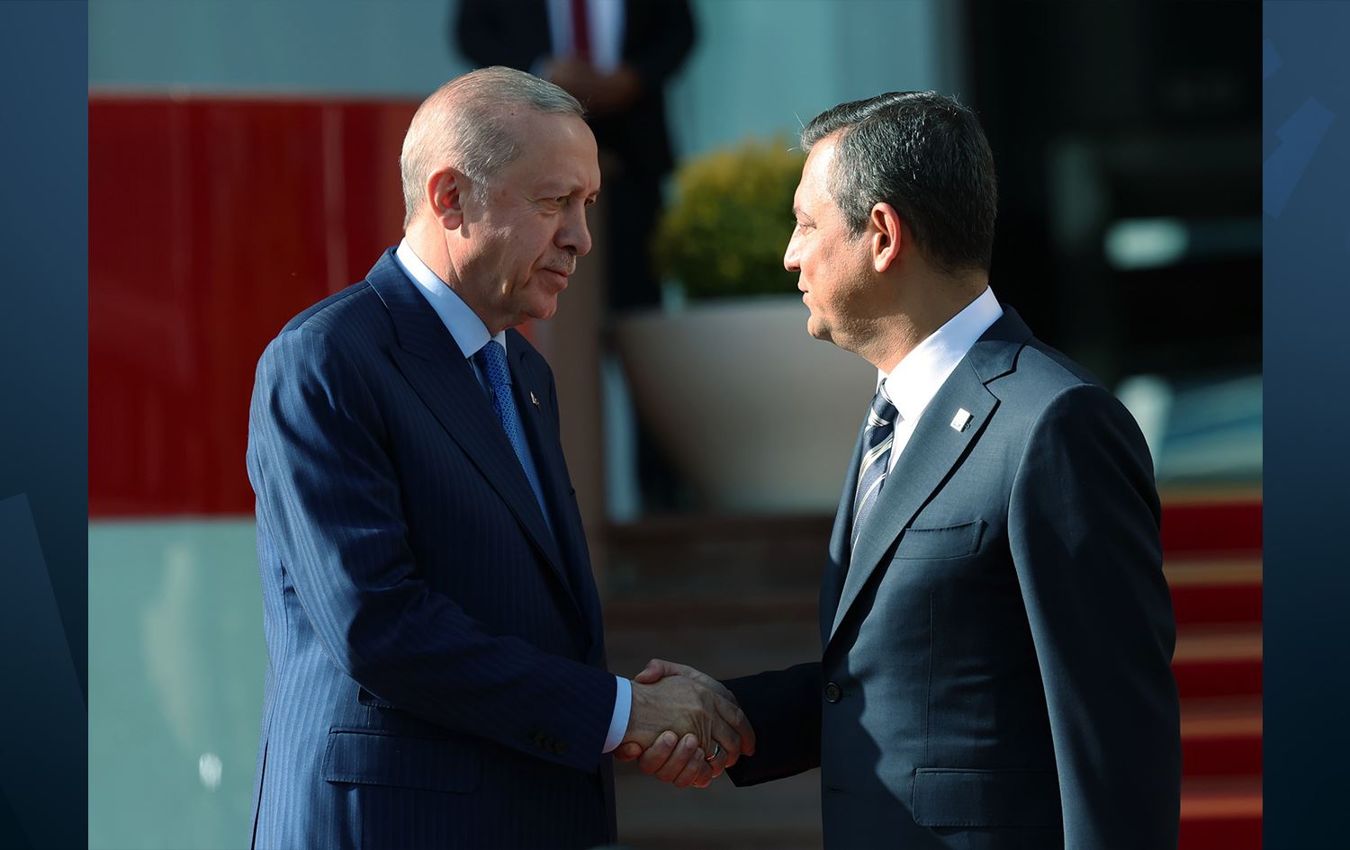 Hevdîtina Erdogan û Ozel: 'Helwesta MHPyê dê bandorê li ya Erdogan bike'