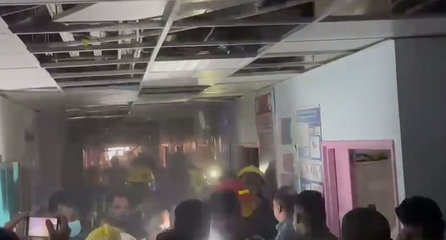 "التماس الكهربائي" يشعل حريقين في مستشفى الزهراء بالنجف في يوم واحد