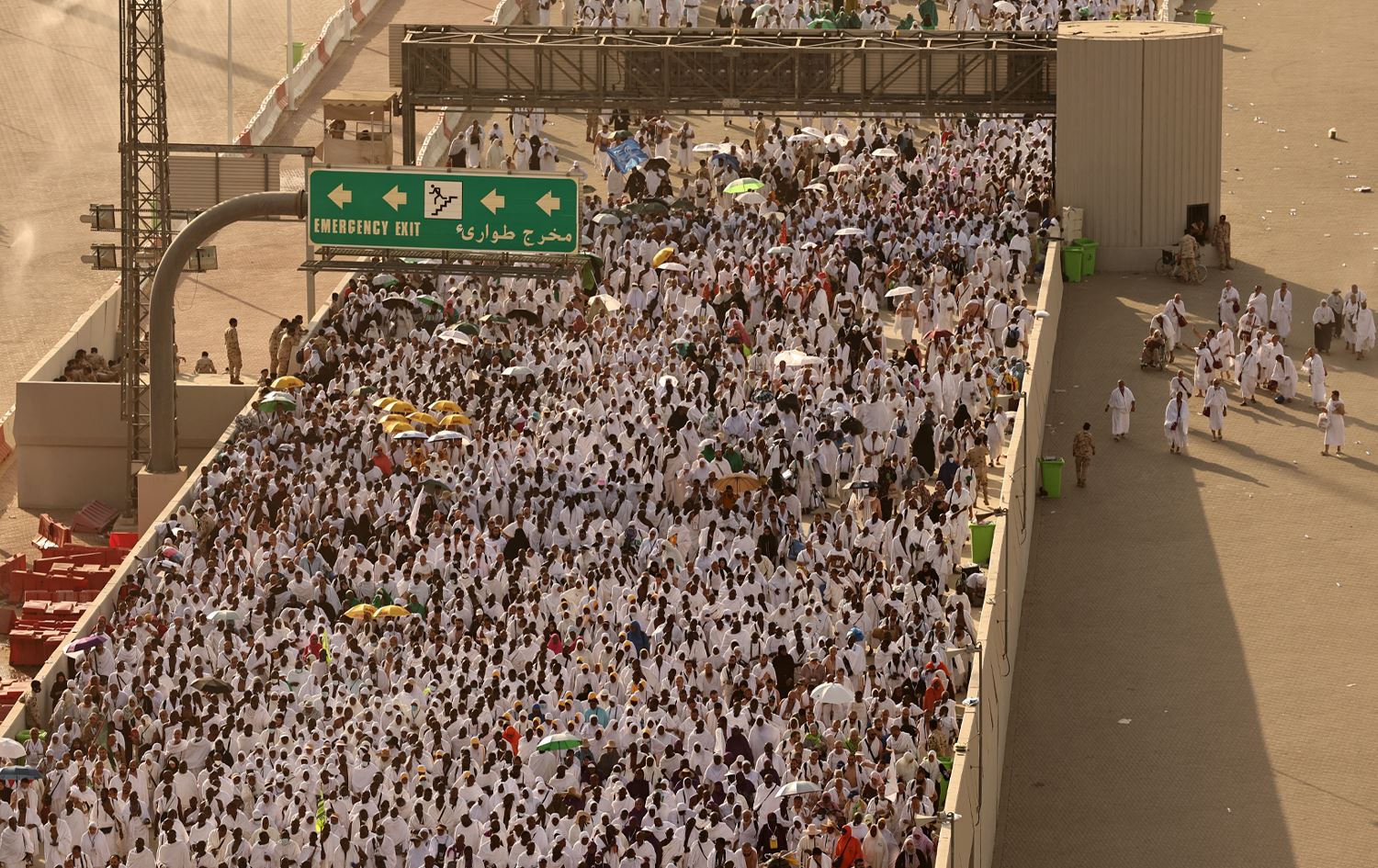 دەیان حاجی بەهۆی گەرما و نەخۆشییەوە لە سعودیە گیان لەدەستدەدەن