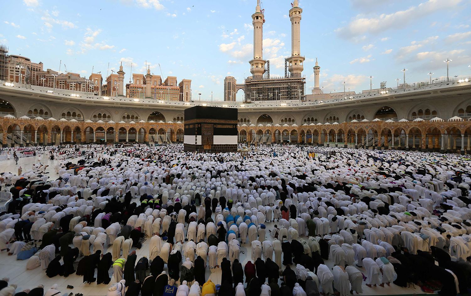 النقل العراقية لرووداو: بدء التفويج العكسي للحجاج في 21 من هذا الشهر