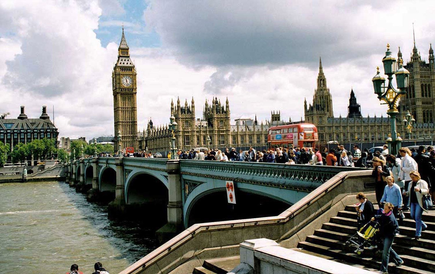 لە لەندەن کۆنفرانسێکی تایبەت بە زمانی دایک بەڕێوەدەچێت