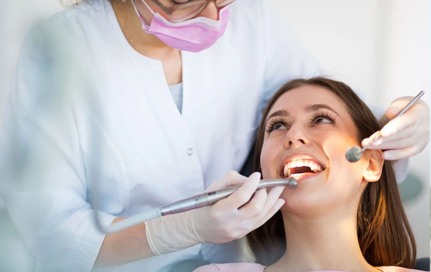 کۆمەڵەی پزیشکانی ددان لە کەنەدا: خاوێنیی دەم و ددان باوەڕبەخۆبوونی زیاتر دەبەخشێت