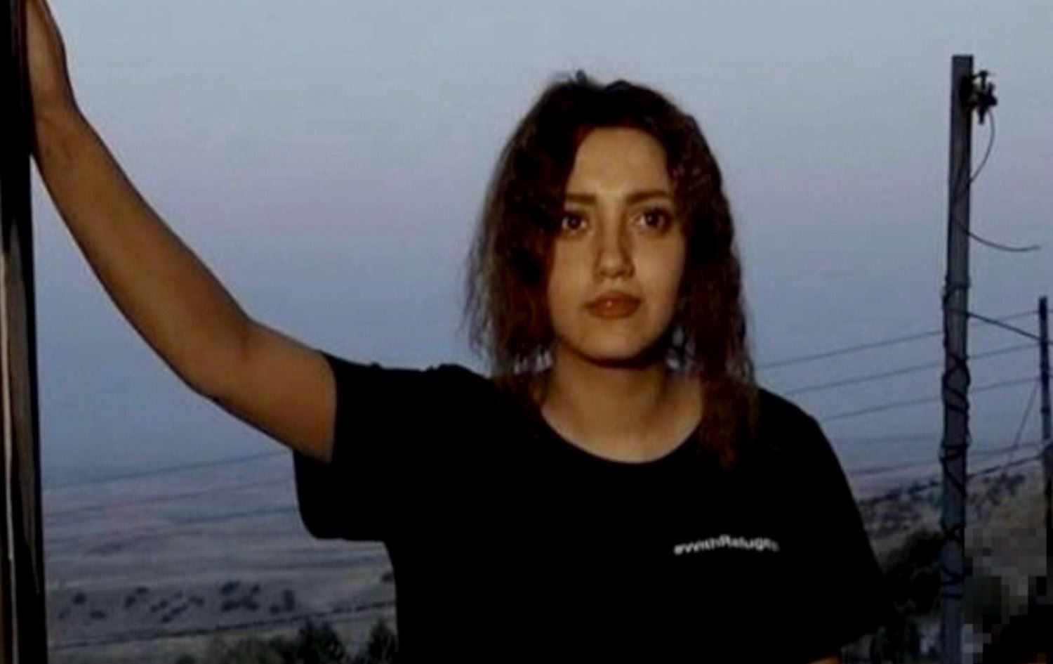 حەوت مانگە خانمە کۆچبەرێکی کورد لەسەر سکاڵای دوو کۆچبەری ئێرانی و ئەفغانستانی لە ئیتاڵیا زیندانە