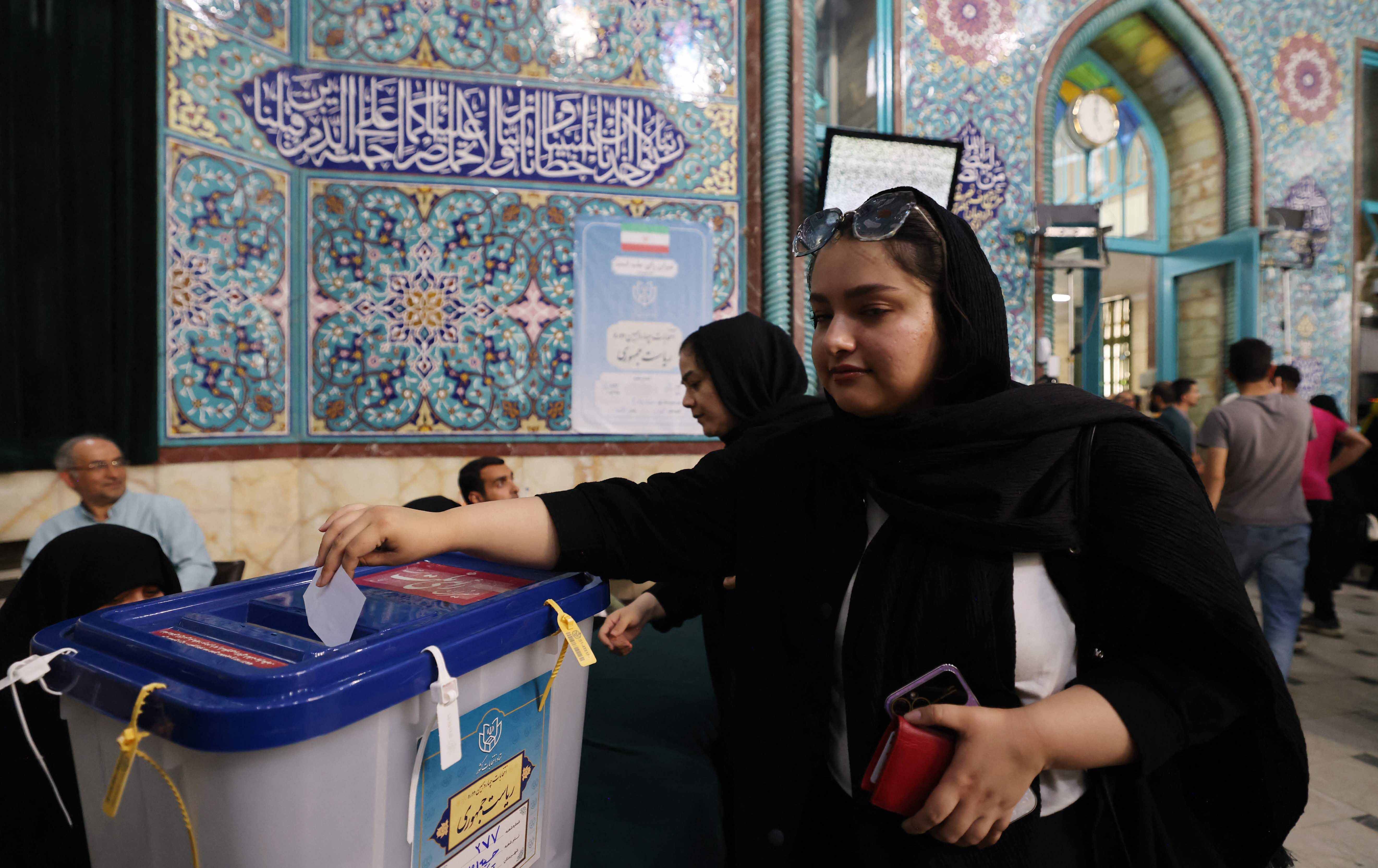 گەڕی دووەمی هەڵبژاردنی سەرۆکایەتیی ئێران دەستیپێکرد