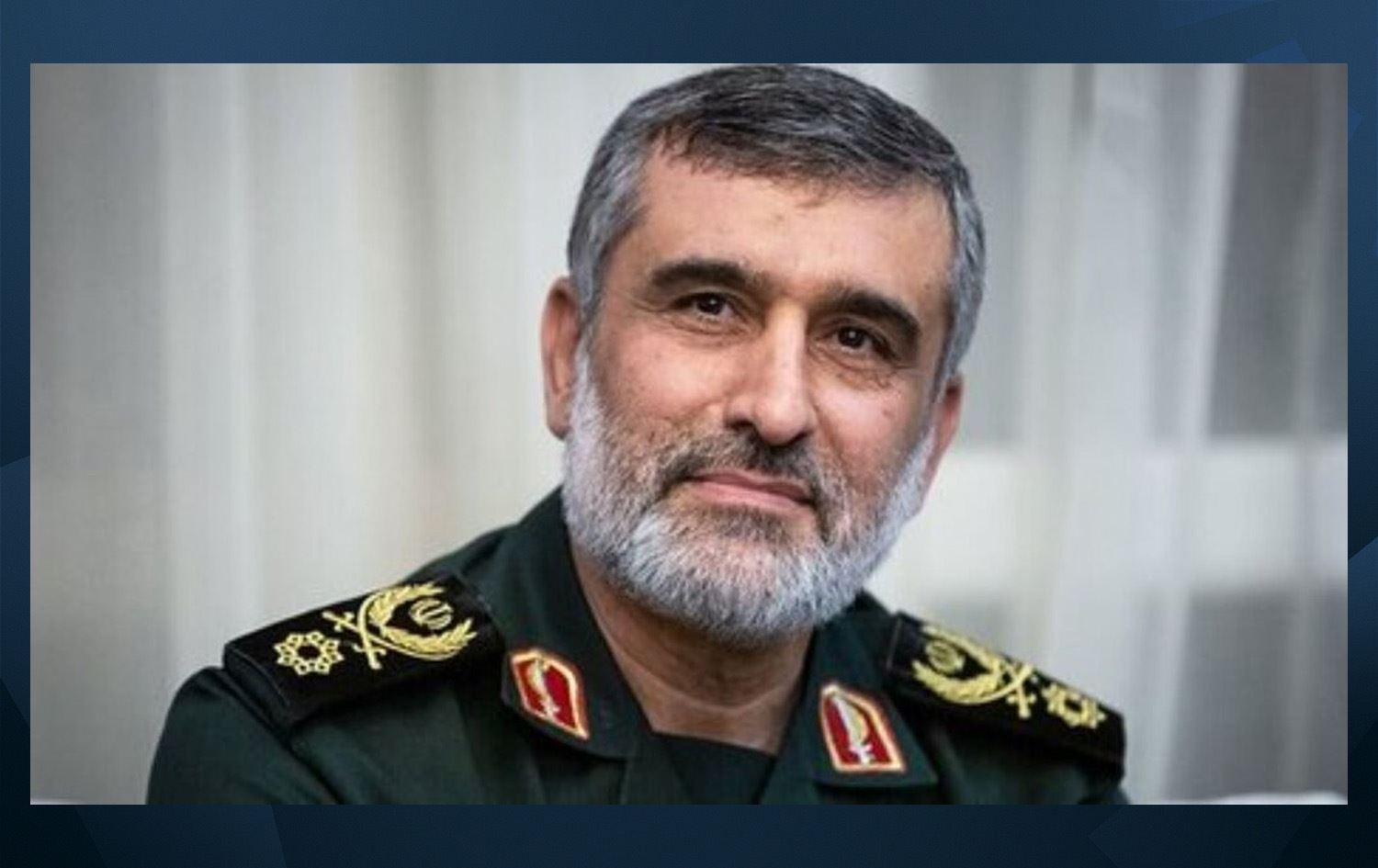 فەرماندەیەکی پاسداران: هەر دەنگێک مووشەکێکە