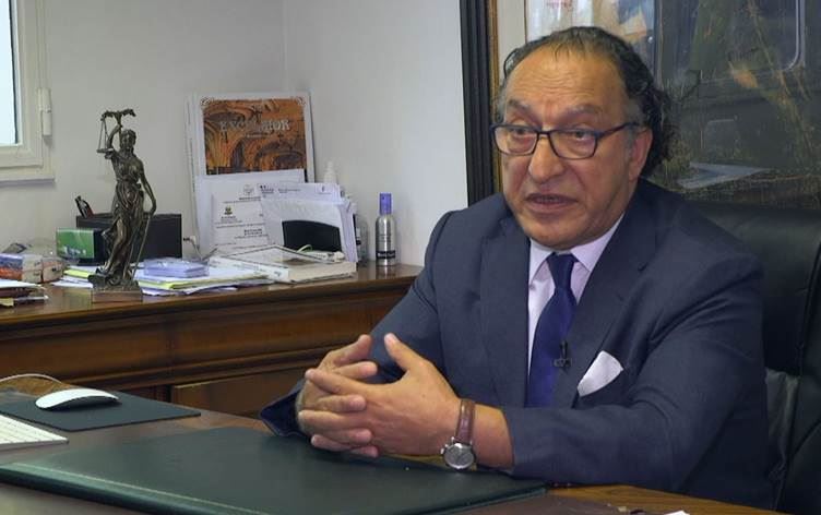 Avukat Kameran Jikikan