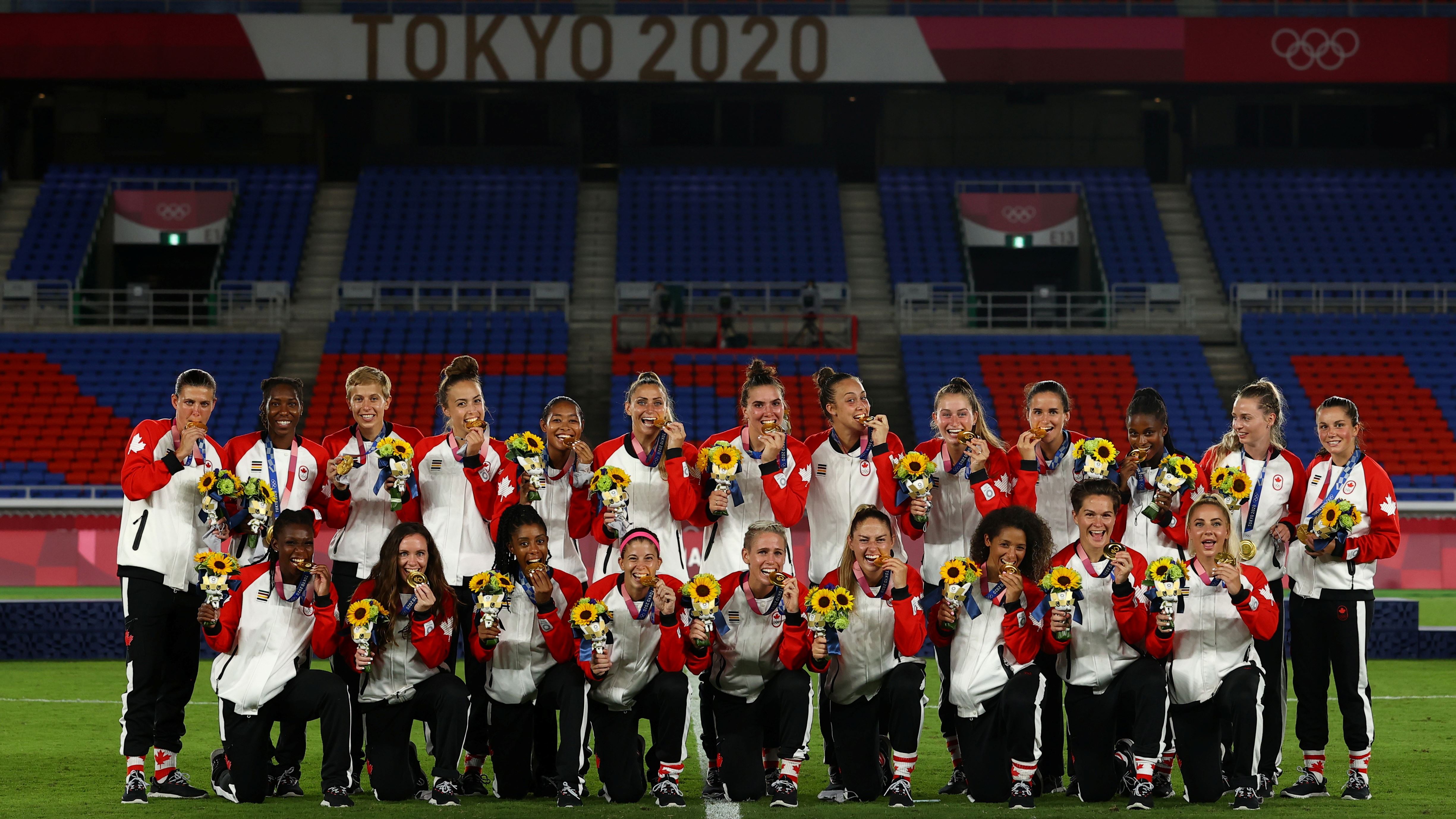 هەڵبژاردەی خانمانی کەنەدا