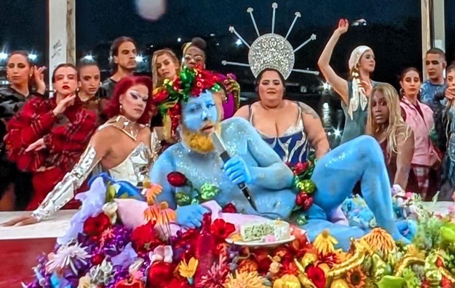 "Drag queen" performansından bir kare. / Foto: Sosyal medya