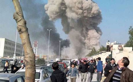 Rejîm Helebê dide ber bombeyan