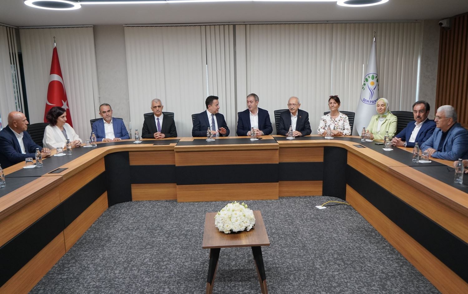 Kiliçdaroglu û Babacan çûn serdana Hevserokê DEM Partiyê / Wêne: DEM Partî