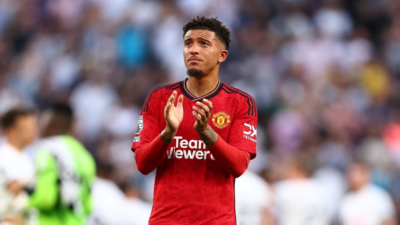 یاریزانێکی پرێمەرلیگ لەبەر هەوکردنی گوێیەکانی دوورخرایەوە