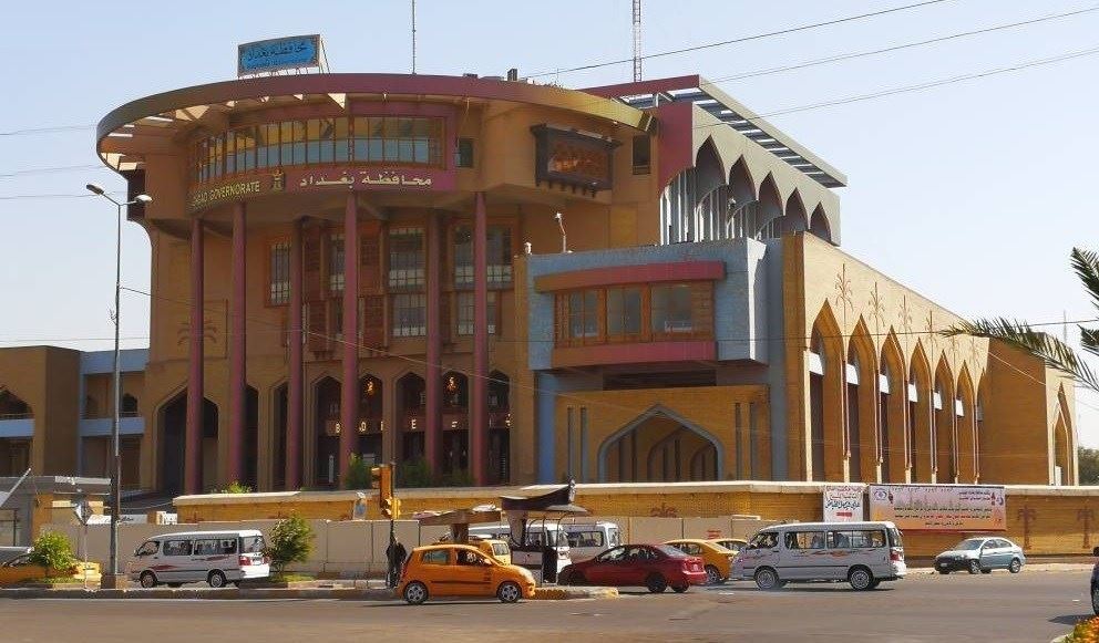 ئەندامێکی ئەنجوومەنی پارێزگای بەغدا: بێ ئۆتۆمبێل و پاسەوانین