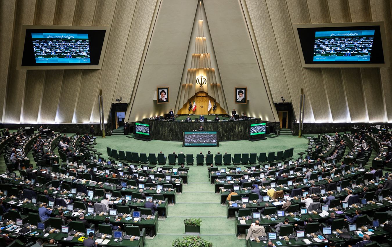 پەرلەمانی ئێران شیاوبوونی 5 وەزیری پێشنیازکراو تاوتوێ دەکات