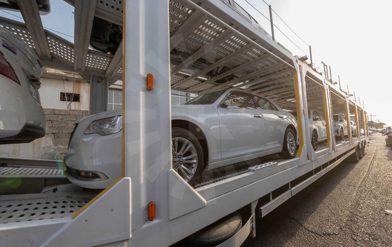 لە شەش مانگدا 15 هەزار ئۆتۆمبێلی ئەمریکی هاوردەی عێراق کراون