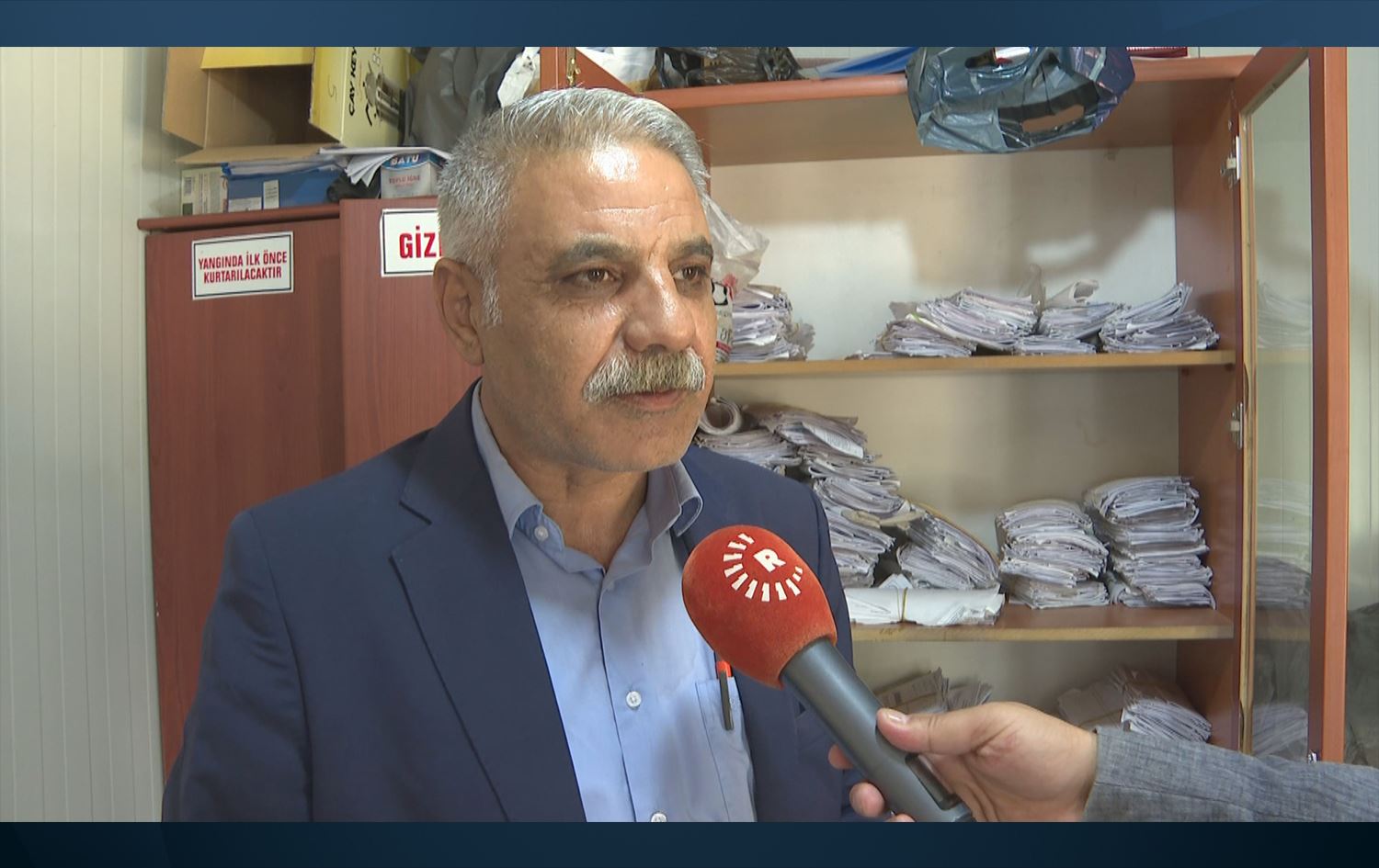 AMED - Muxtarê taxa herî qerebalix nikare ji cihê xwe rabe